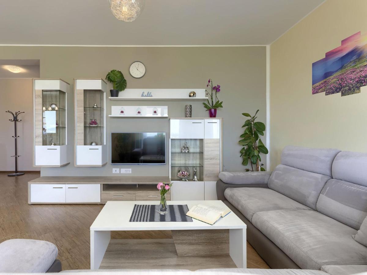 Holiday Home Montebello By Interhome Motovun Exterior foto